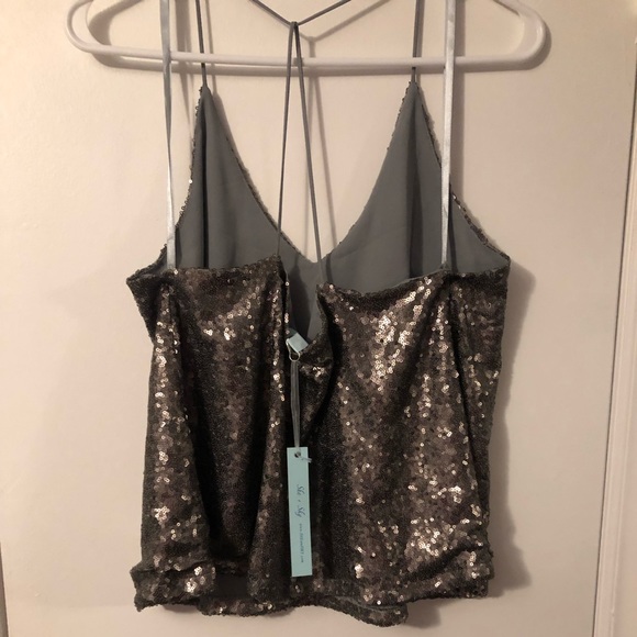 NWT!! Silver sequin top size L!! - Picture 2 of 3